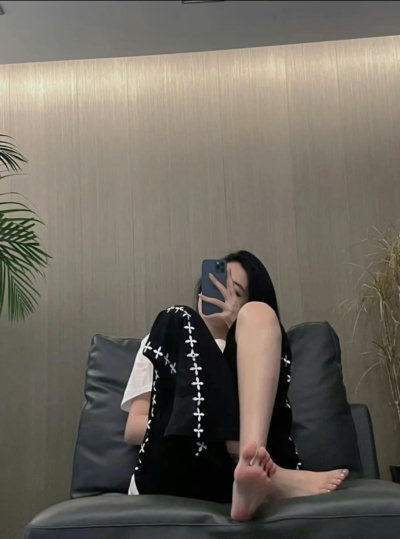 路婭9096