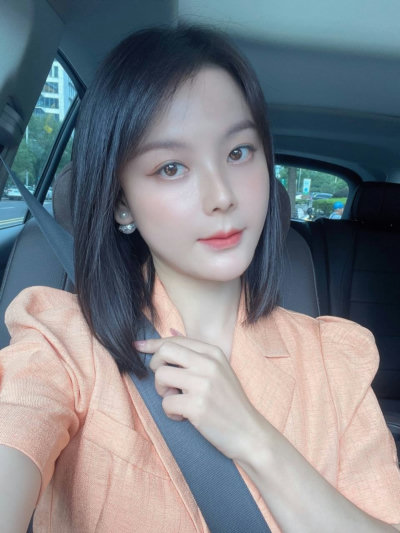 8324vivian